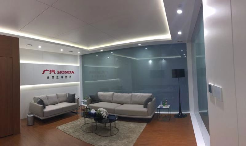 打造AI+IOT概念的廣汽VIP接待室，提供舒適的購車體驗